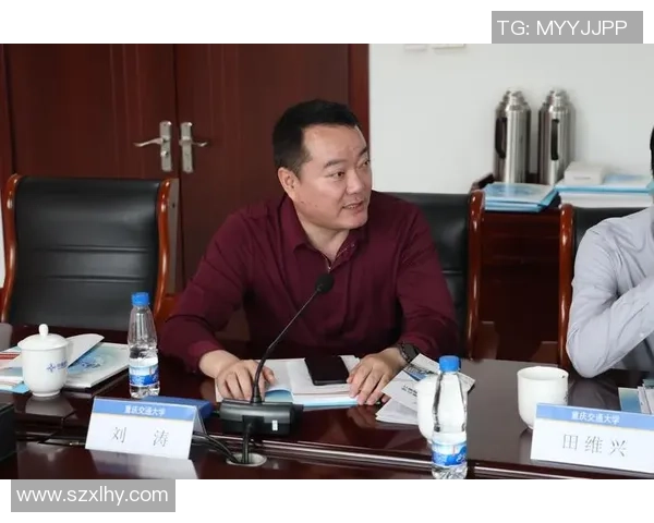 重庆足球队灵活应变的战术探索与发展之路 重庆足球队灵活应变的战术探索与发展之路