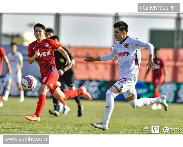 上海网球队在钻石联赛中的速度表现引发热议与期待 上海网球队在钻石联赛中的速度表现引发热议与期待